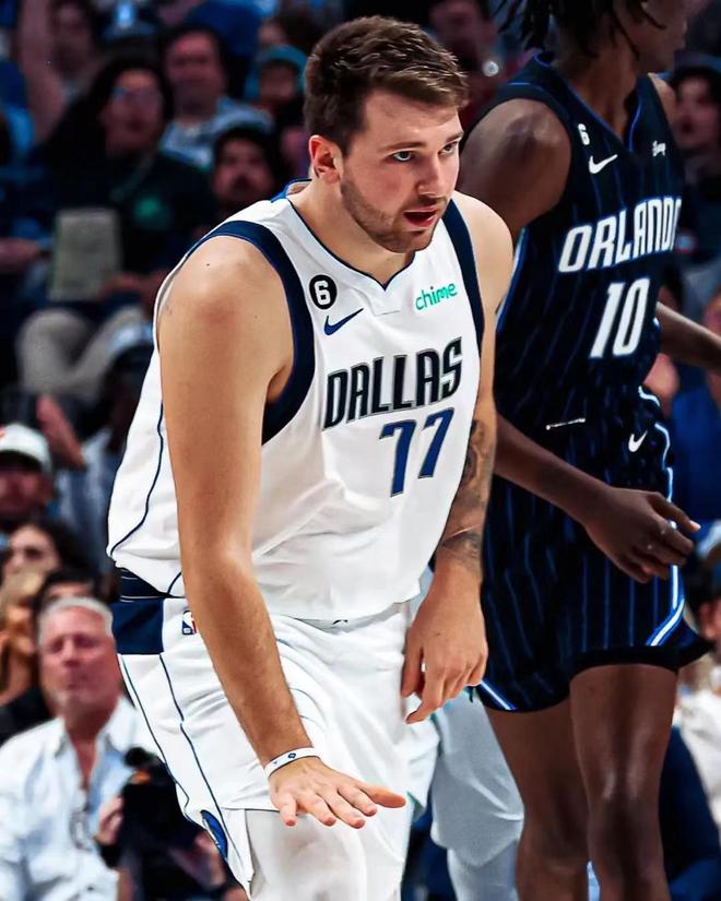 一凡和张殊 一凡和张殊